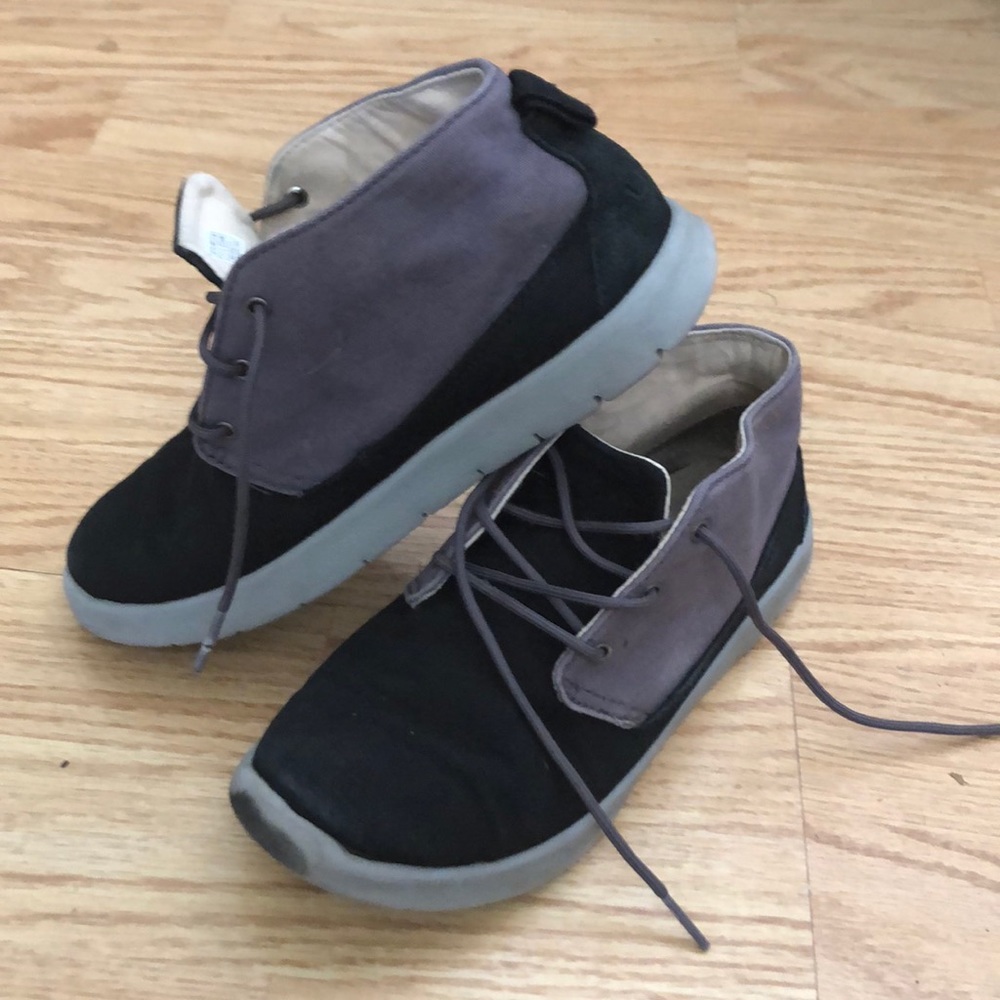 Kids Ugg dress shoes